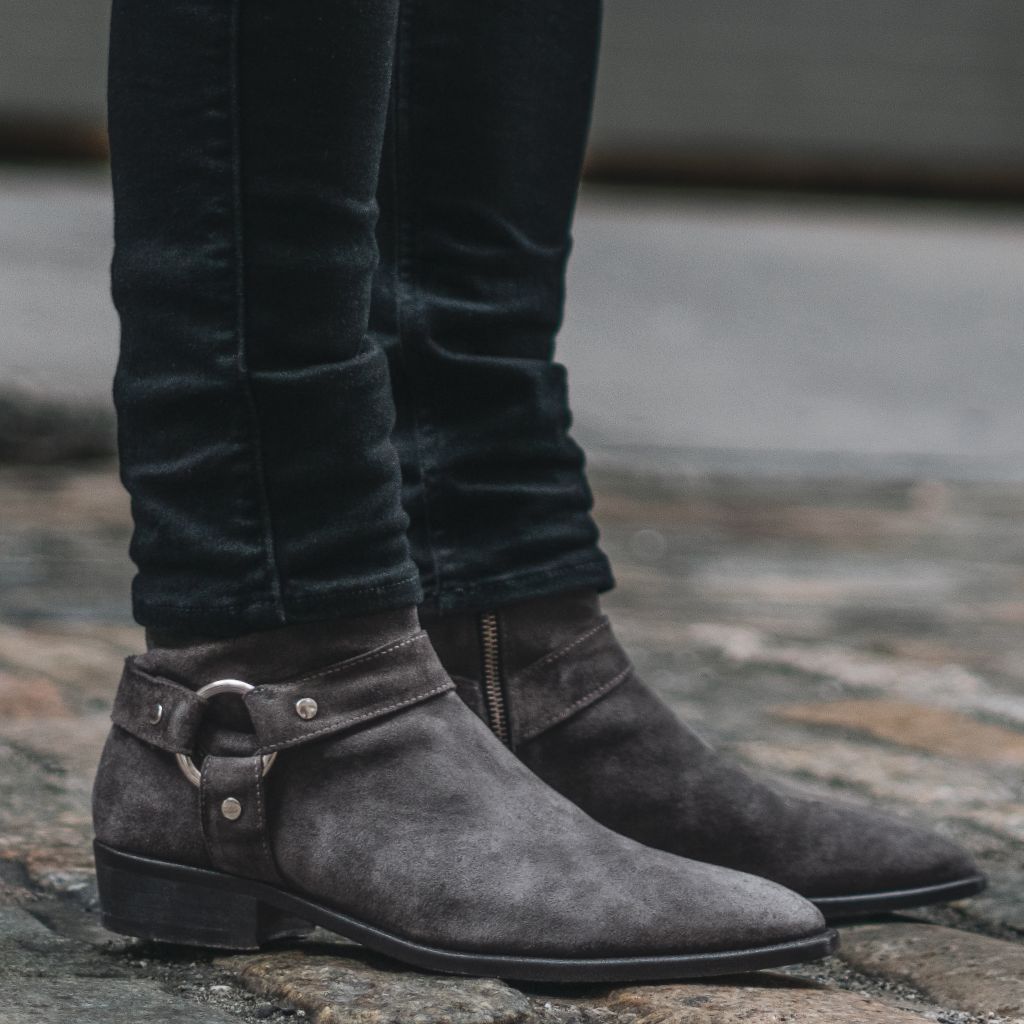 Harness | Grey Suede