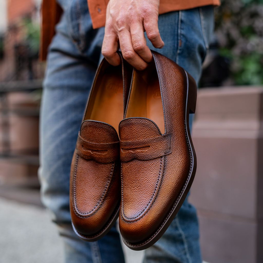 Lincoln | Pebbled Mahogany