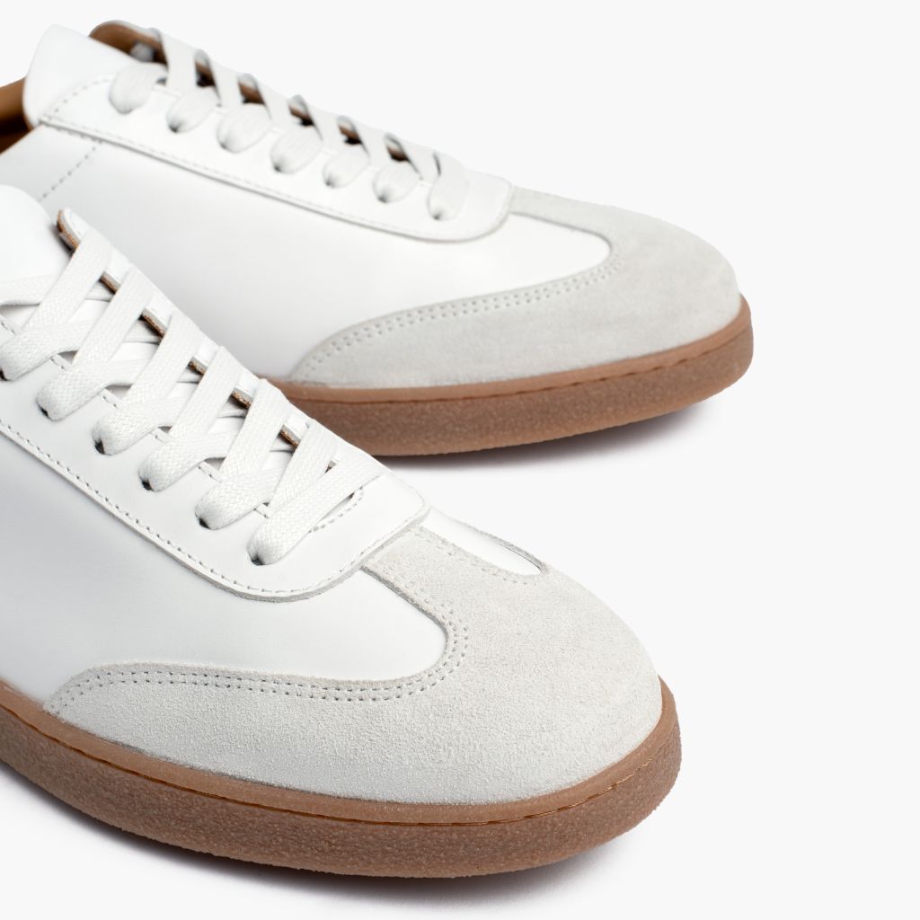 Vista | White