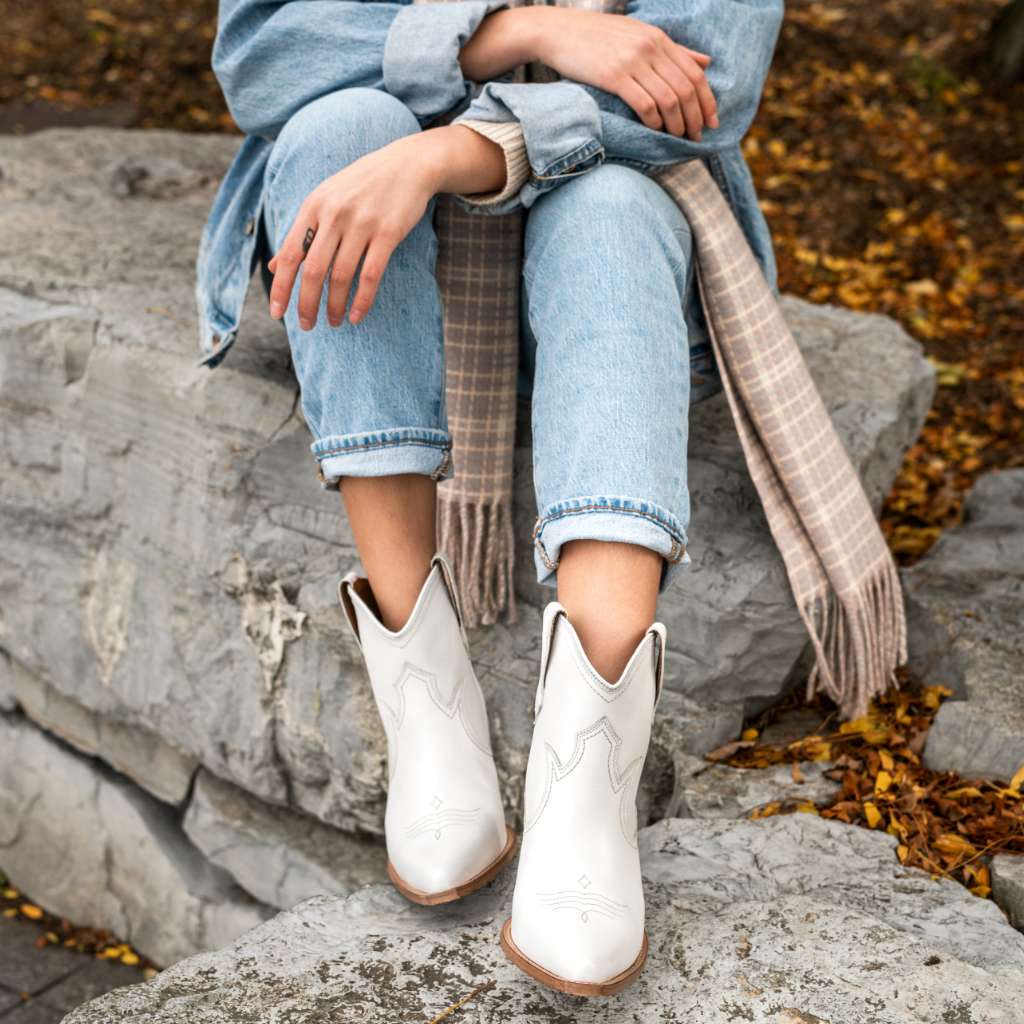 [W] Indio | White