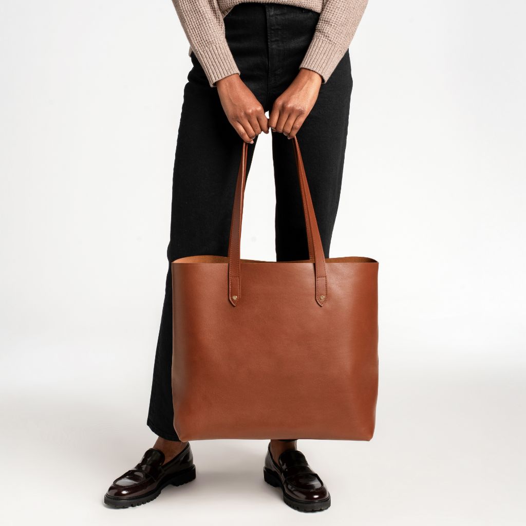 Everyday Tote | Cuero (XL) (Gold)